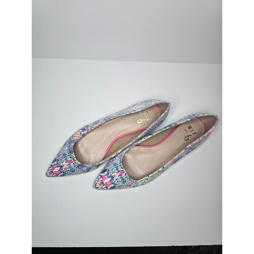 Like New Never Worn Mix No. 6 Multicolor Printed Flats Size 8